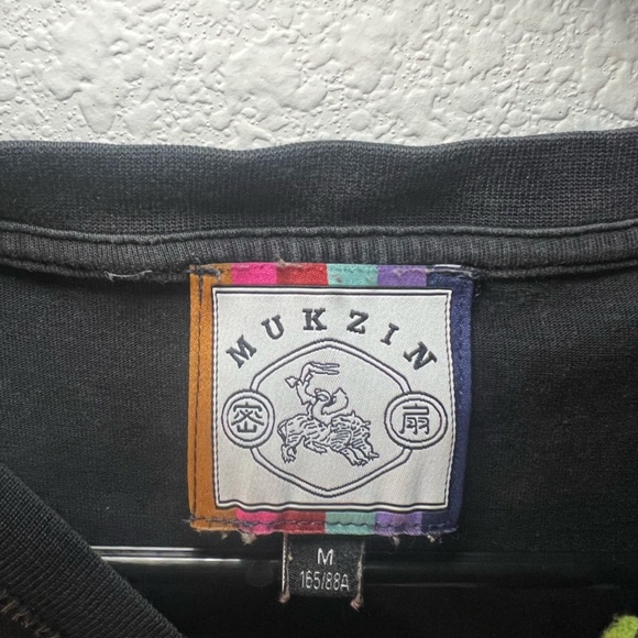 Mukzin black shirt - Picture 3 of 3